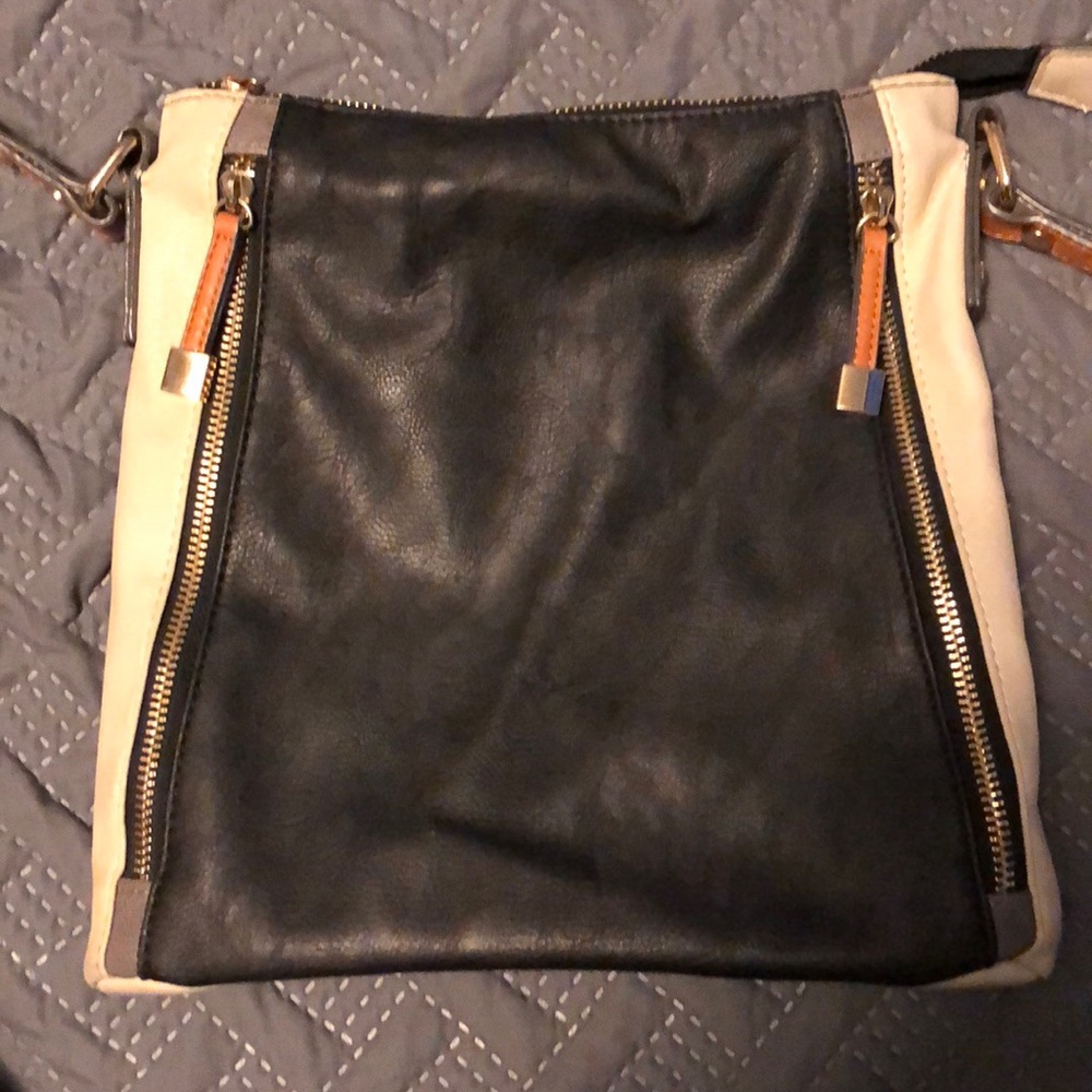 Maurices crossbody purse.